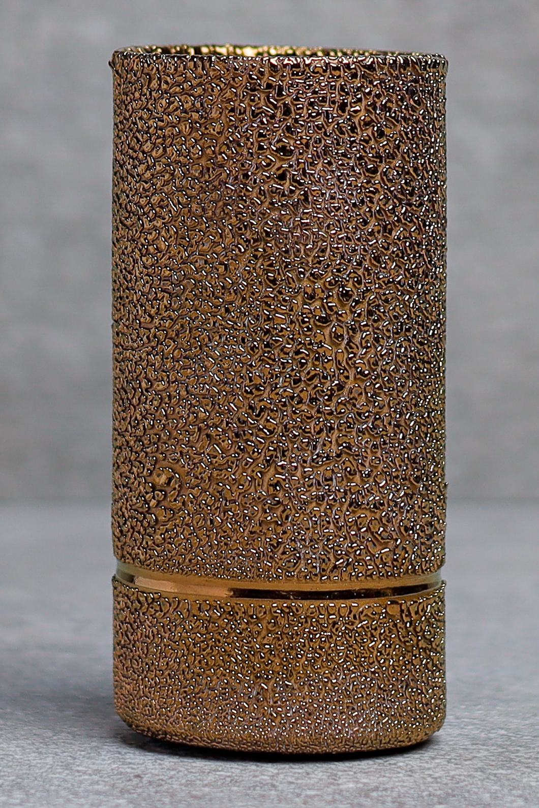 Gold tumbler · solo